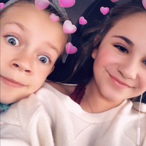 Meet your Posher, Clara